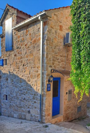 Domus Lapidea